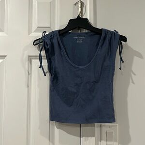American Eagle Cropped Short Sleeve Shirt